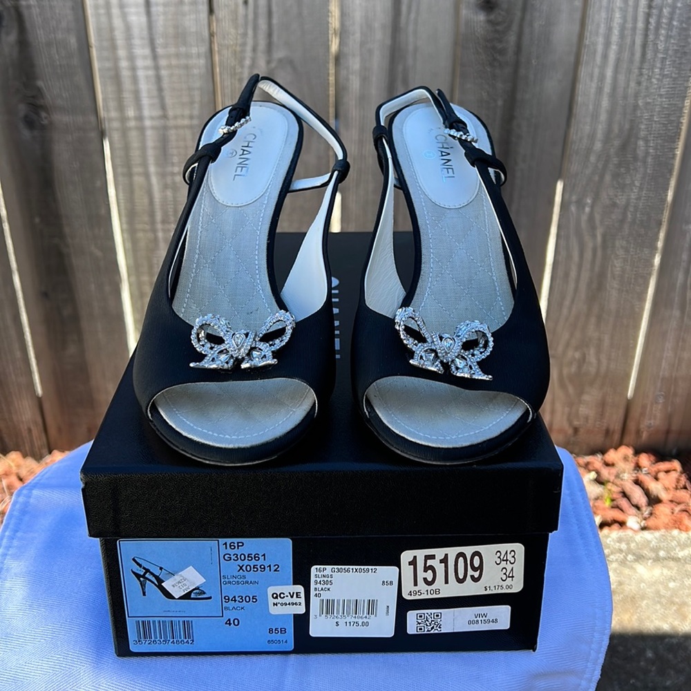 Chanel evening sling backs with crystal detailed silver bow